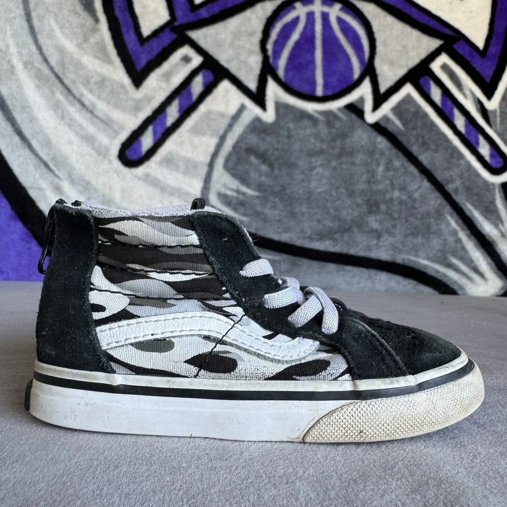 Size 8c - VANS SK8-HI ZIP SNEAKERS SHOES Black/Silver Flames Toddler